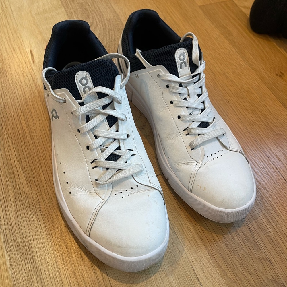 Men’s On THE ROGER Casual Shoes